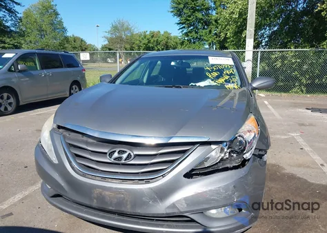 2013 Hyundai Sonata Gls из США, поврежденный, VIN 5NPEB4AC2DH770581